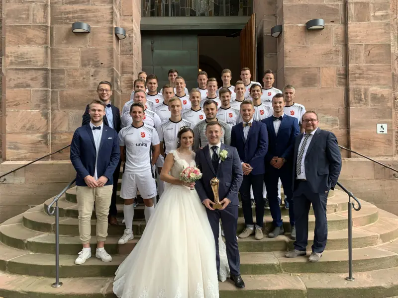 Herzlichen Glückwunsch zur Hochzeit, Radi!